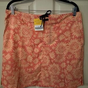 NWT Sport Ripskirt Hawaii super cute sherbet color